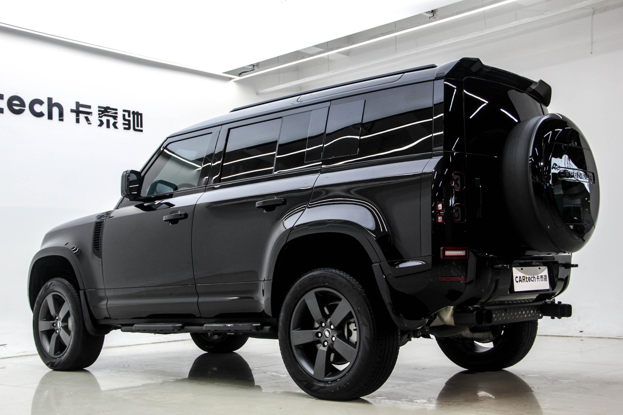 Land Rover Defender 2025 110 3.0T P400 HSE X-DYNAMIC