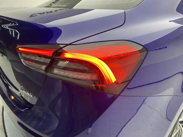 Maserati Ghibli 2021 2.0 T — фото 12