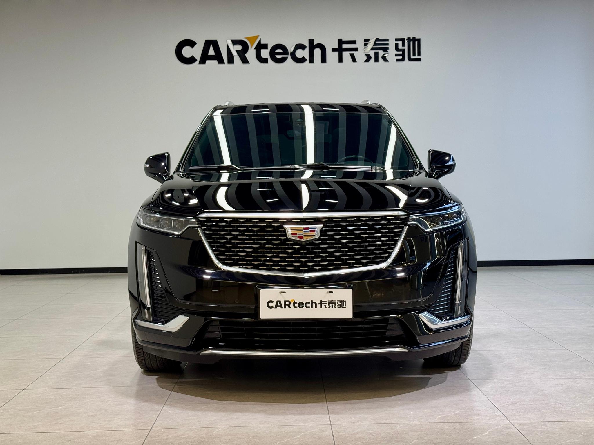 Cadillac XT6 2022 2.0T мест Luxury