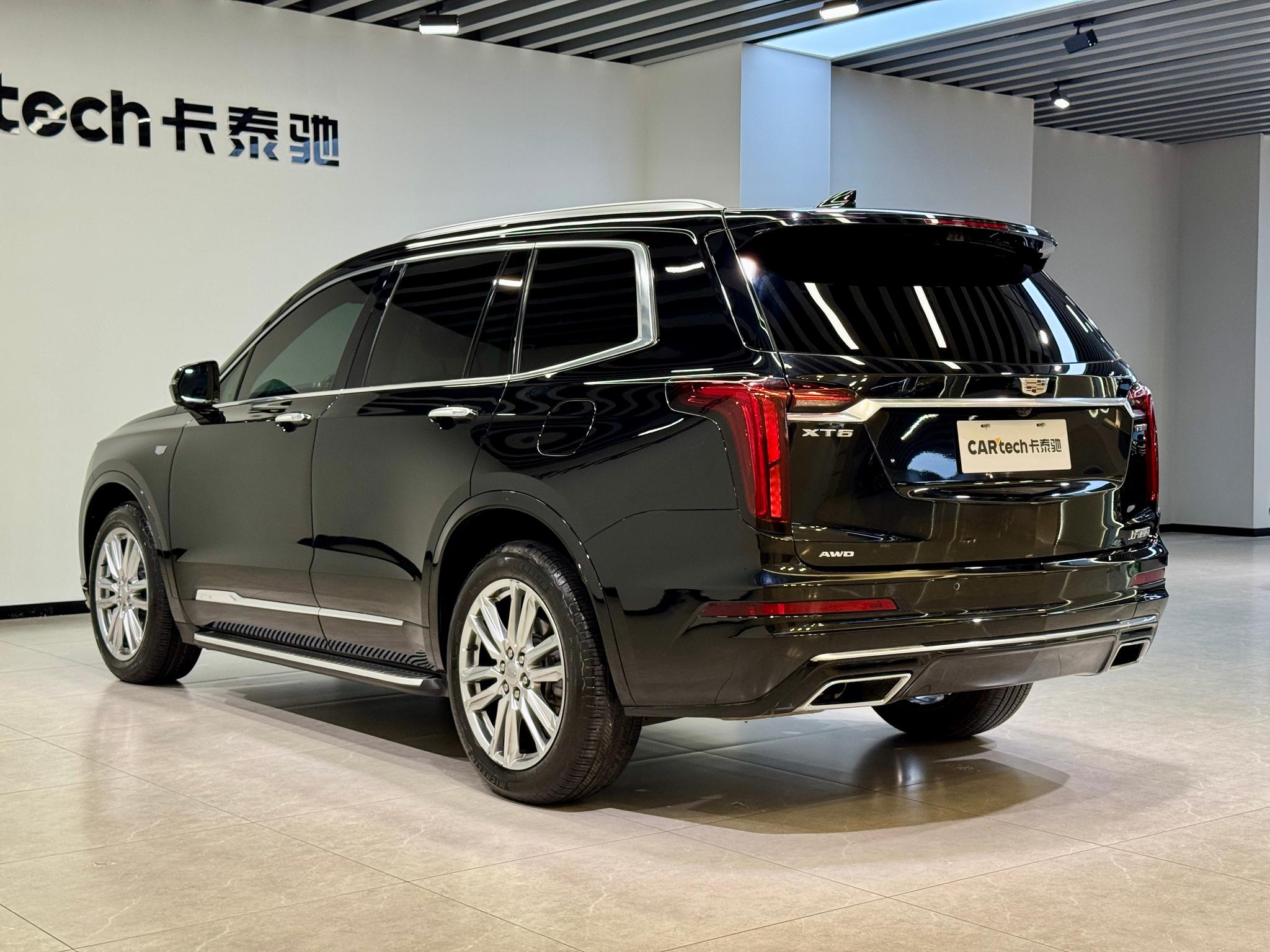 Cadillac XT6 2022 2.0T мест Luxury