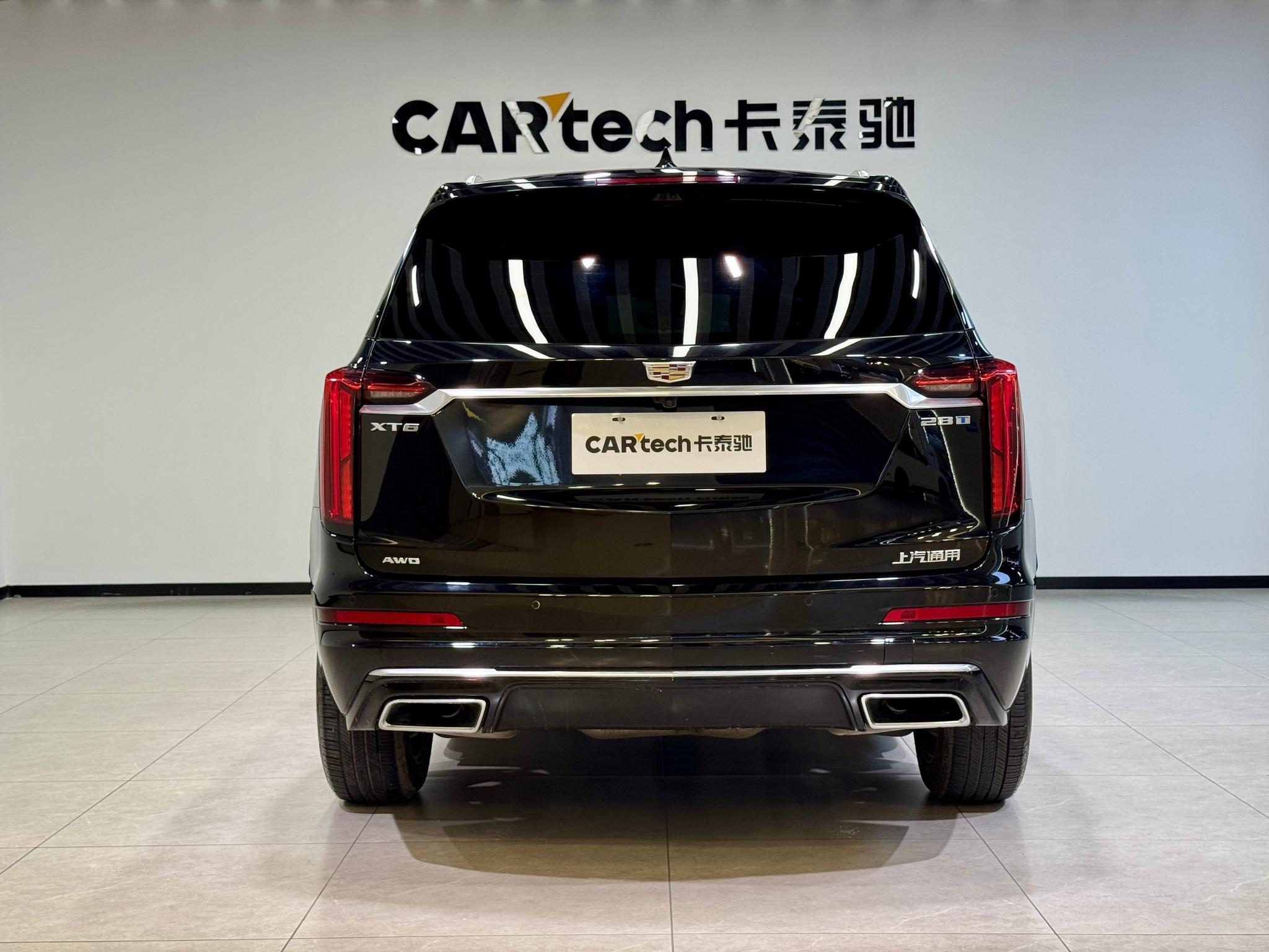 Cadillac XT6 2022 2.0T мест Luxury