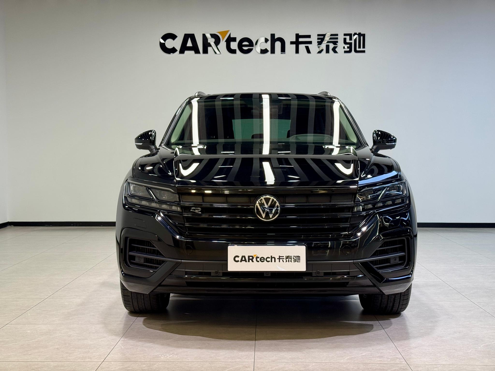 Volkswagen Touareg 2022 3.0TSI Sport