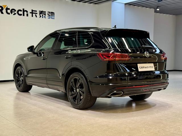 Volkswagen Touareg 2022 3.0 TSI — фото 5