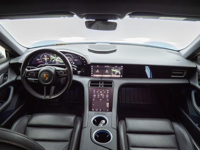 Porsche Taycan 2019 Taycan 4 S — фото 17
