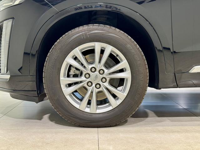 Cadillac XT6 2022 2.0 T 4 WD — фото 13