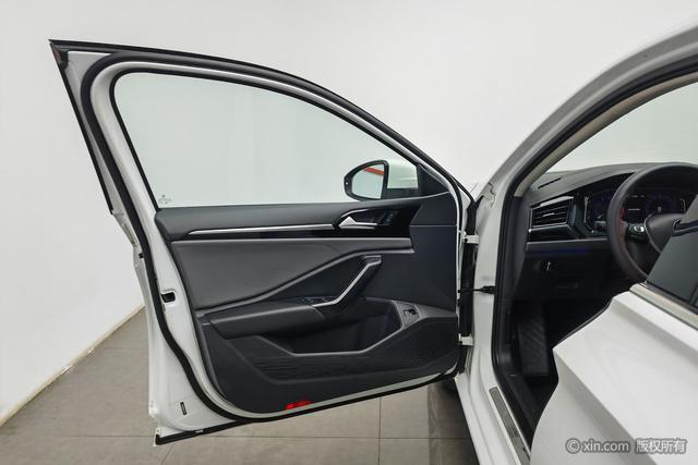 Volkswagen Sagitar 2022 Белый из Китая, фото 4