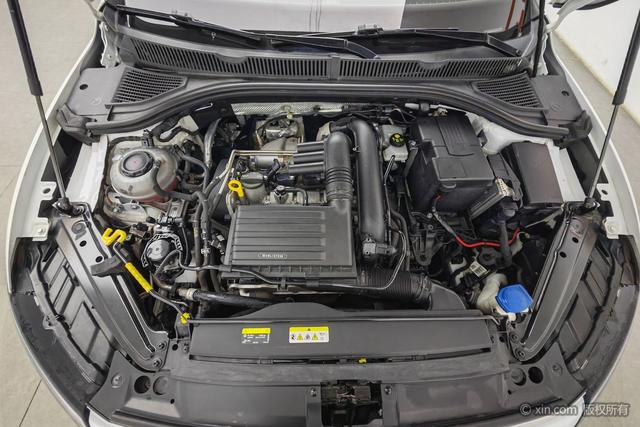 Volkswagen Sagitar id 4320824 из Китая 9