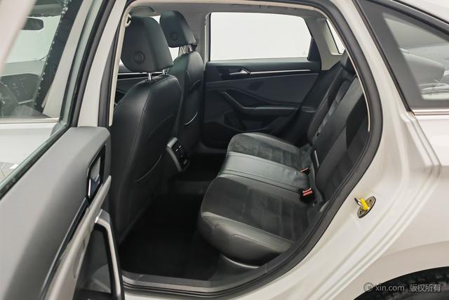 Volkswagen Sagitar id 4320824 из Китая 14