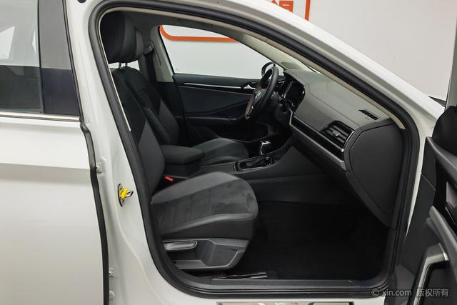 Volkswagen Sagitar id 4320824 из Китая 19