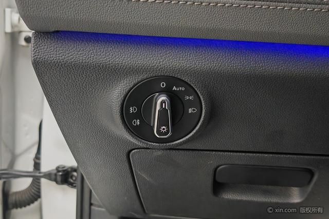 Volkswagen Sagitar id 4320824 из Китая 24