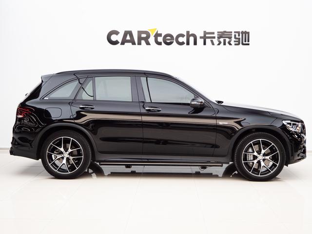 Mercedes-Benz GLC AMG 2022 AMG GLC 43 4 MATIC — фото 5