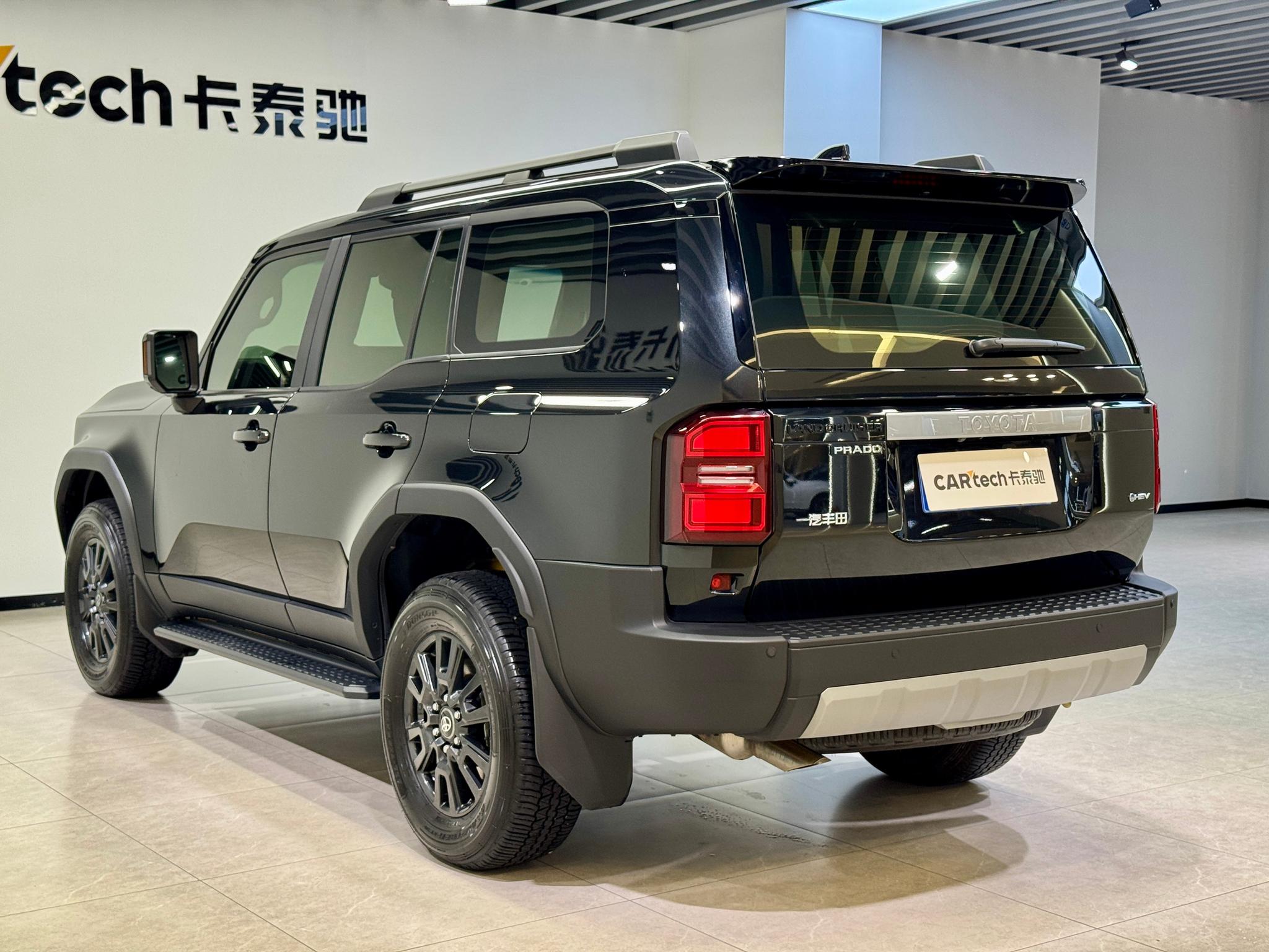 Toyota Land Cruiser Prado 2024 2.4T TX 5 мест