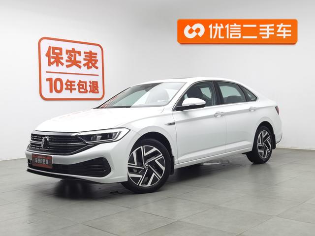 Volkswagen Jetta 2023 года выпуска