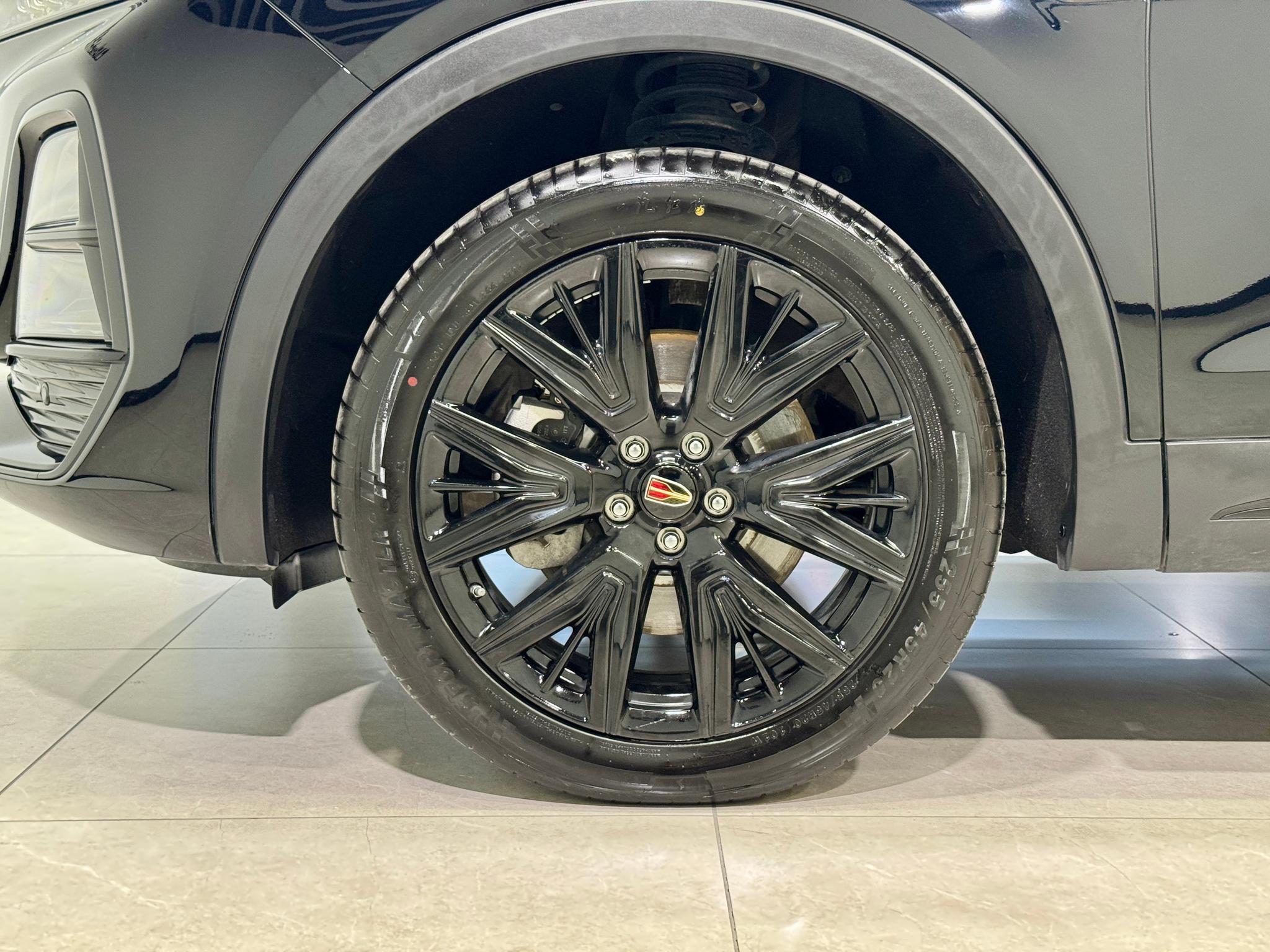 Hongqi HS5 2025 2.0T