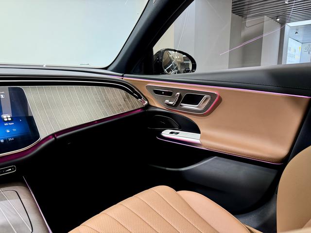 Mercedes-Benz E-Class 2024 E 300 L — фото 14