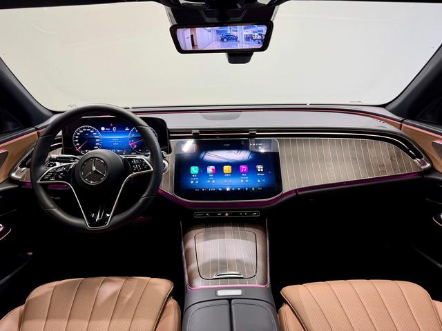 Mercedes-Benz E-Class 2024 E 300 L — фото 18