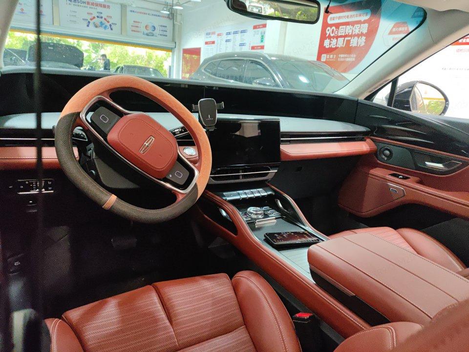 Lincoln Nautilus 2025 2.0T