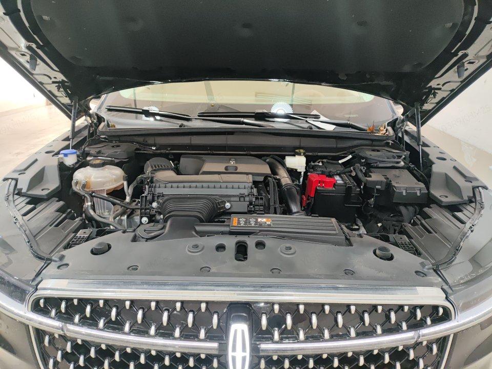 Lincoln Nautilus 2025 2.0T