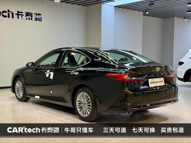 Toyota Camry 2026 2.0 HGVP — фото 5