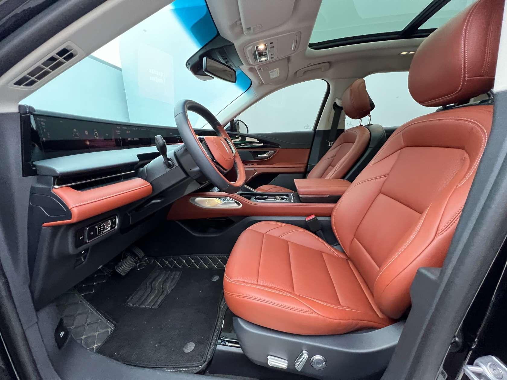Lincoln Nautilus 2025 2.0T