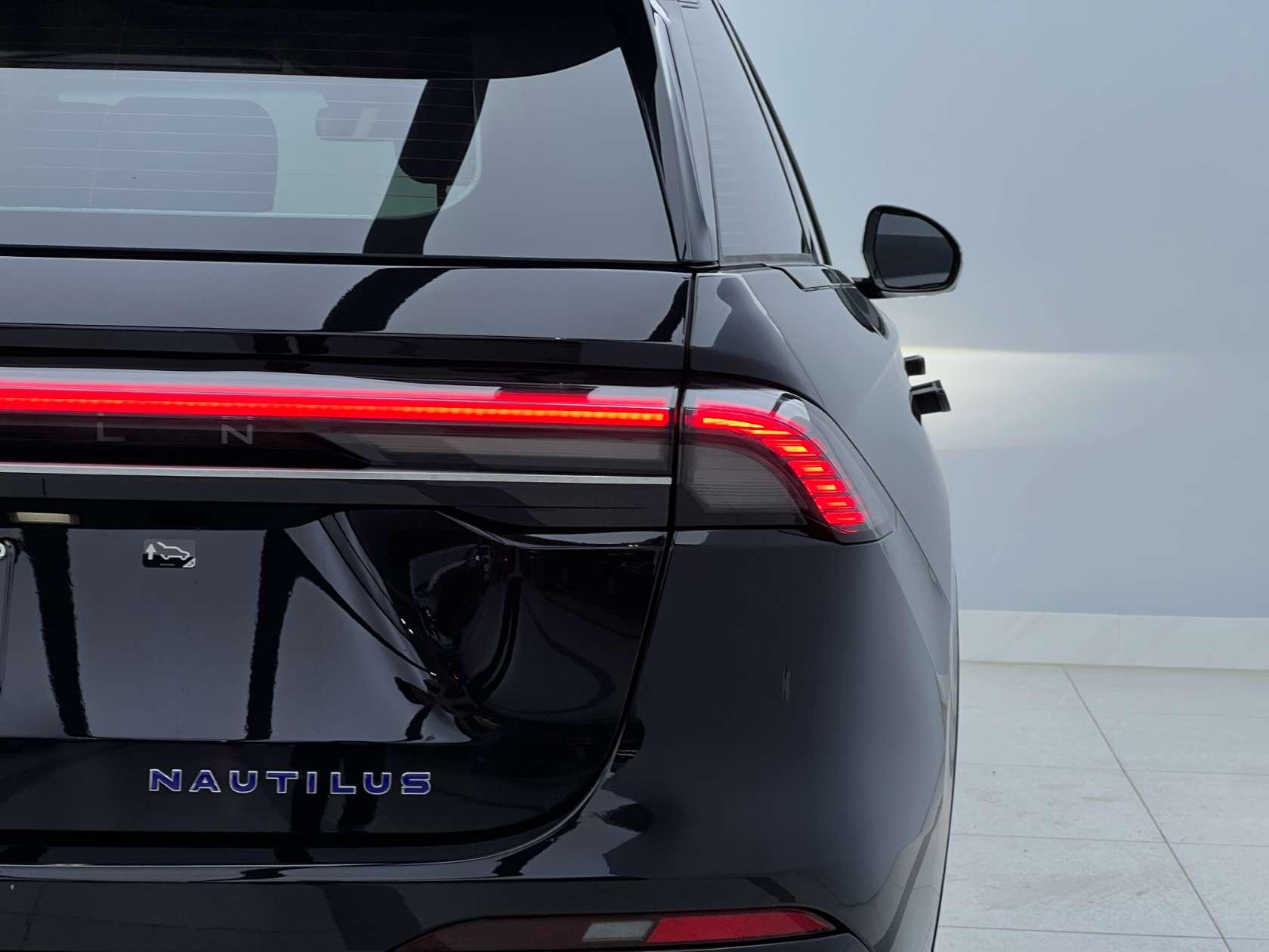 Lincoln Nautilus 2025 2.0T