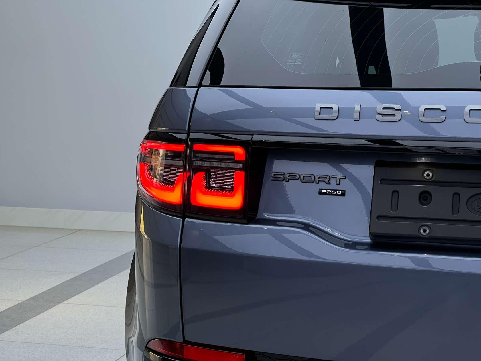 Land Rover Discovery Sport Sport 2022 249PS R-Dynamic S 5 мест