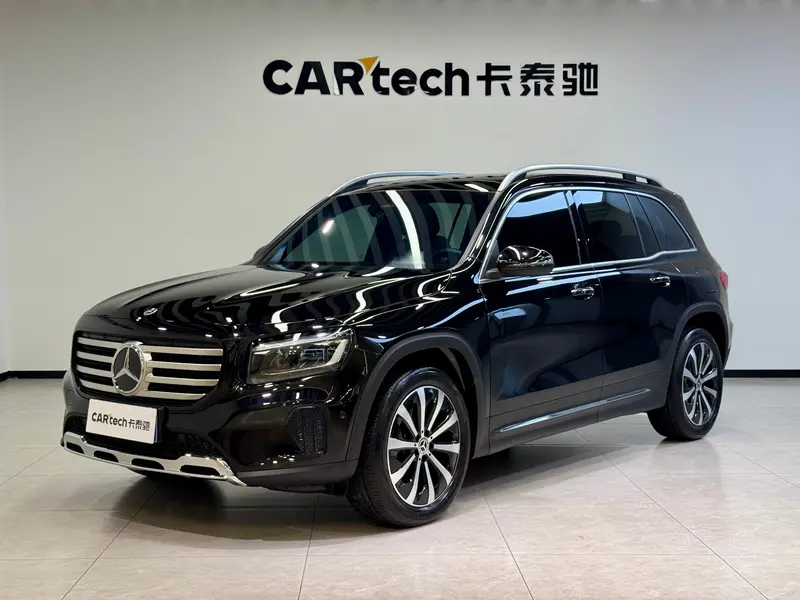 Mercedes-Benz GLB — фото 1