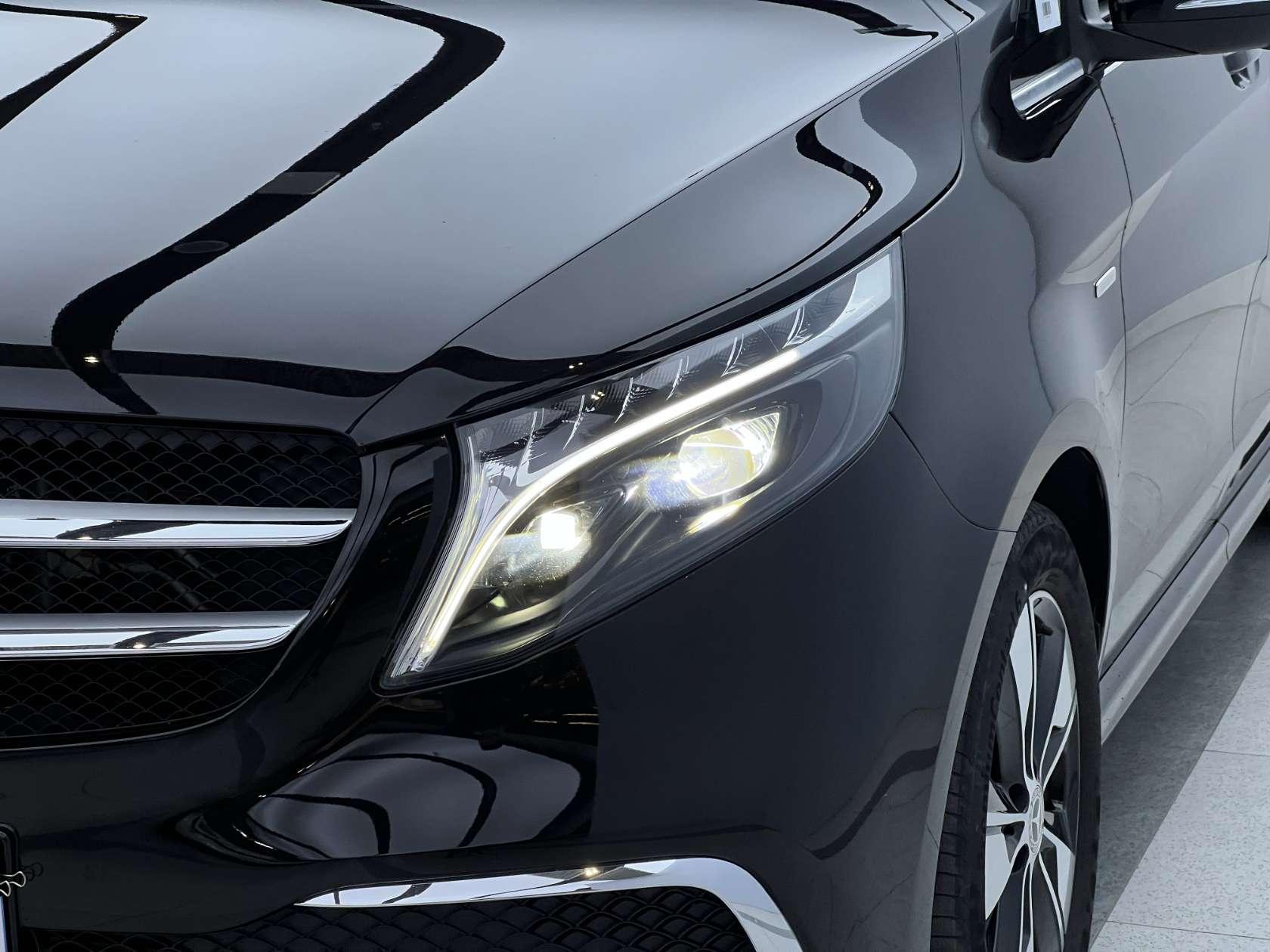 Mercedes-Benz V-Class V 2022 V 260 Luxury