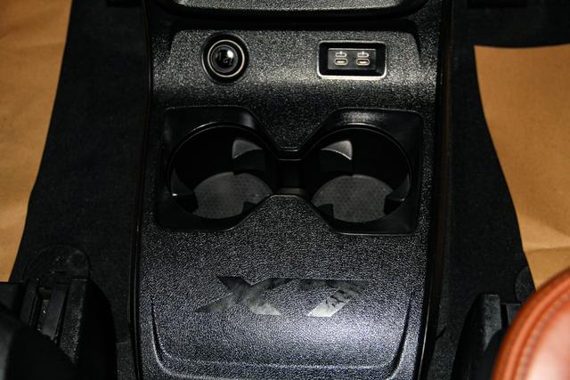 BMW X7 2022 x Drive 40i M — фото 12