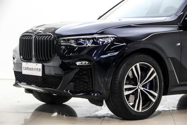 BMW X7 2022 x Drive 40i M — фото 15