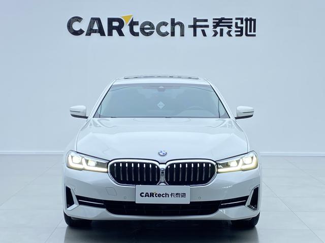 BMW 5-Series 2022 530 Li — фото 2
