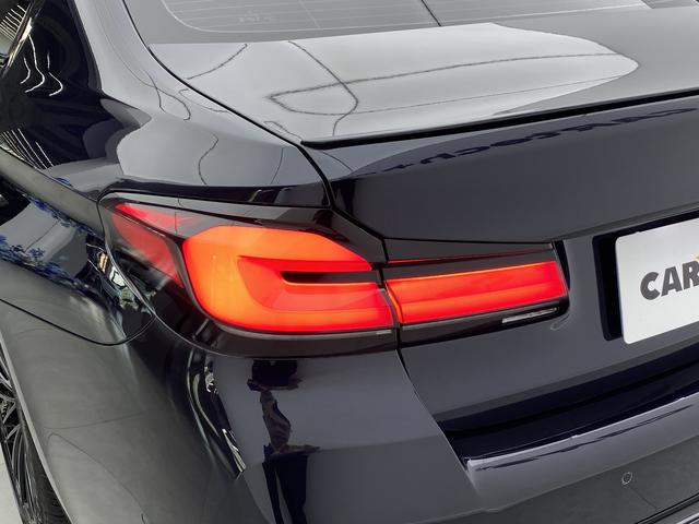 BMW 5-Series 2022 530 Li Leading M — фото 8