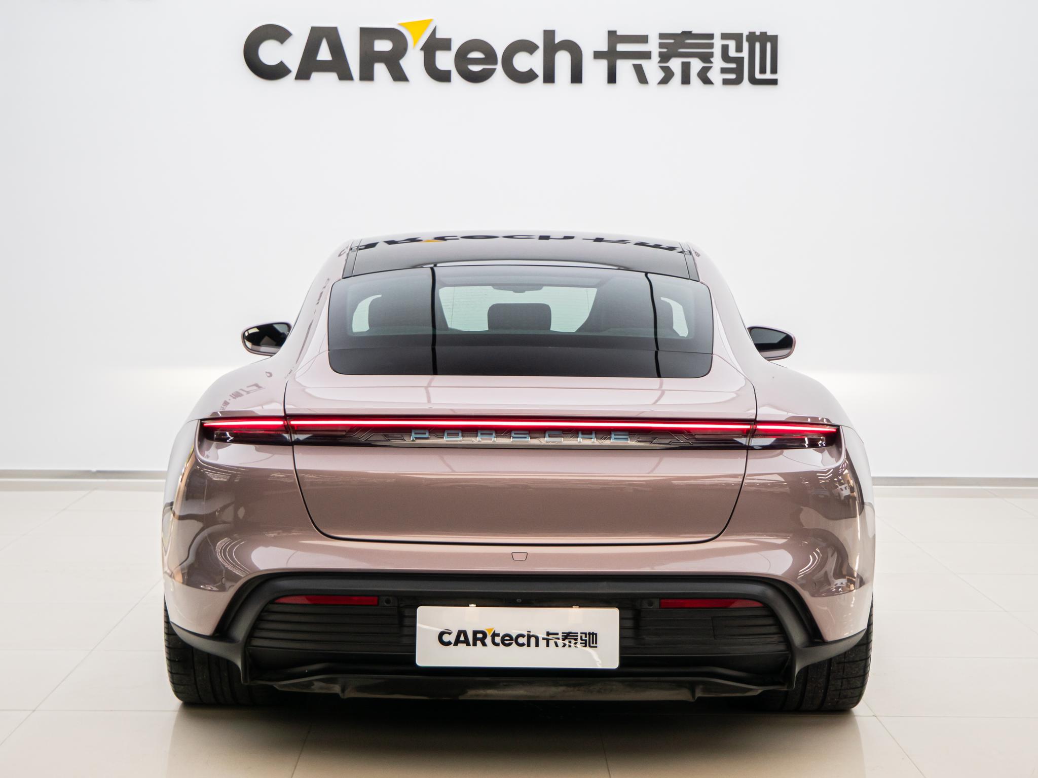 Porsche Taycan 2020 Taycan