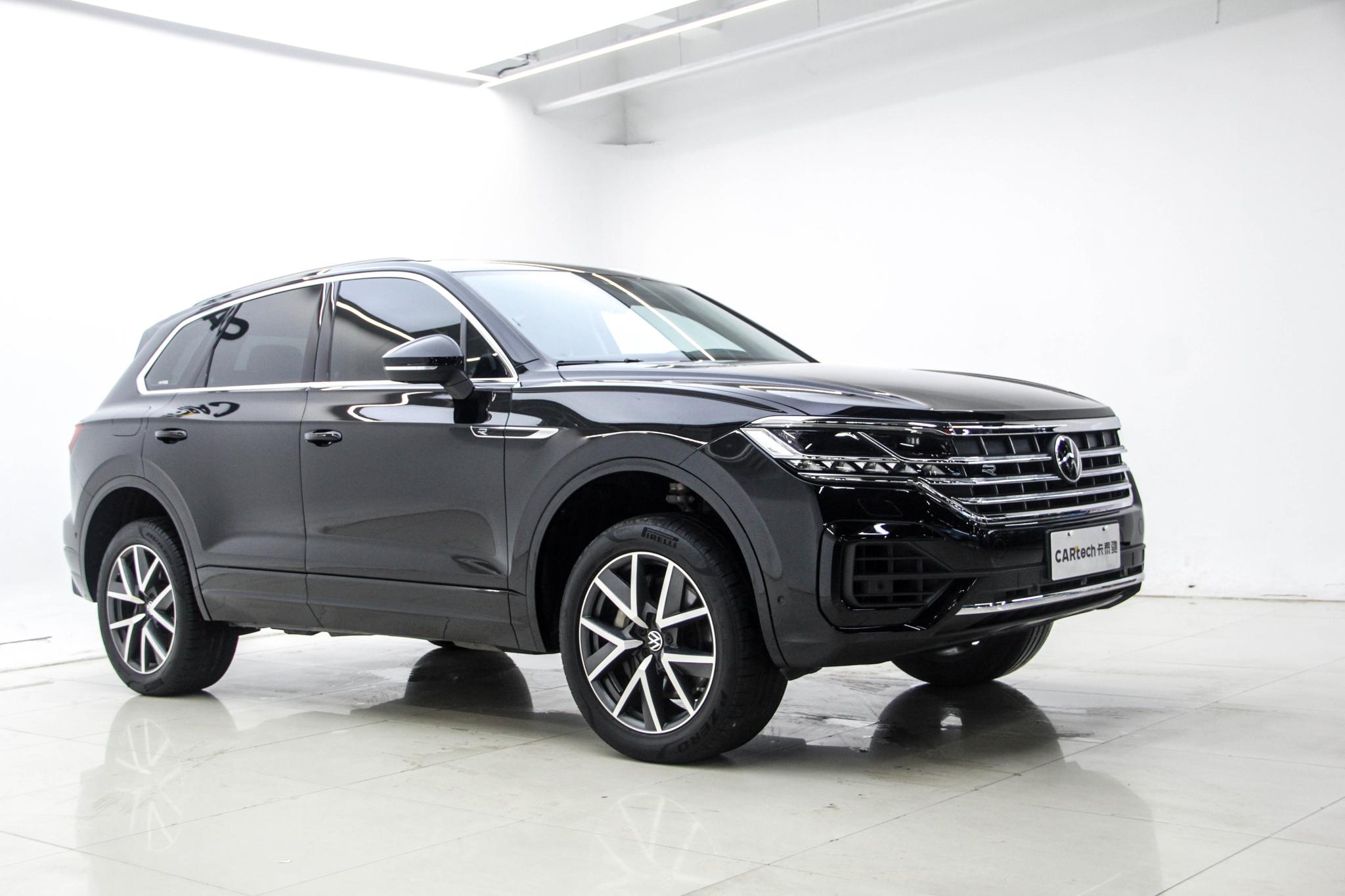 Volkswagen Touareg 2023 3.0TSI Sport