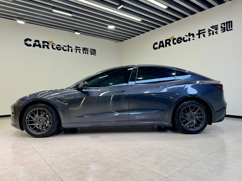 Tesla Model 3 — фото 4