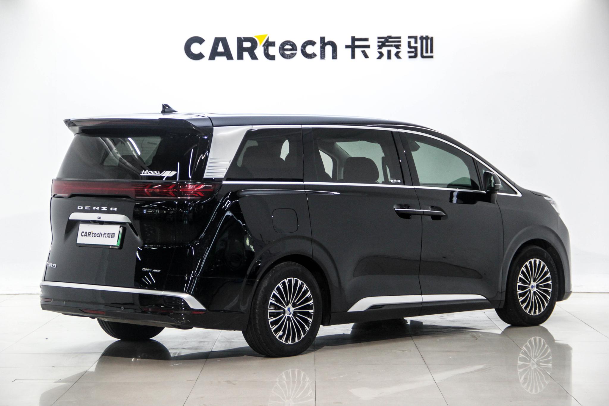 Denza D9 DM 2024 980 Luxury