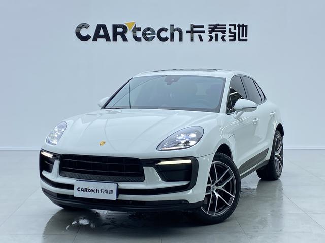 Porsche Macan 2023 Macan 2.0 T — фото 10
