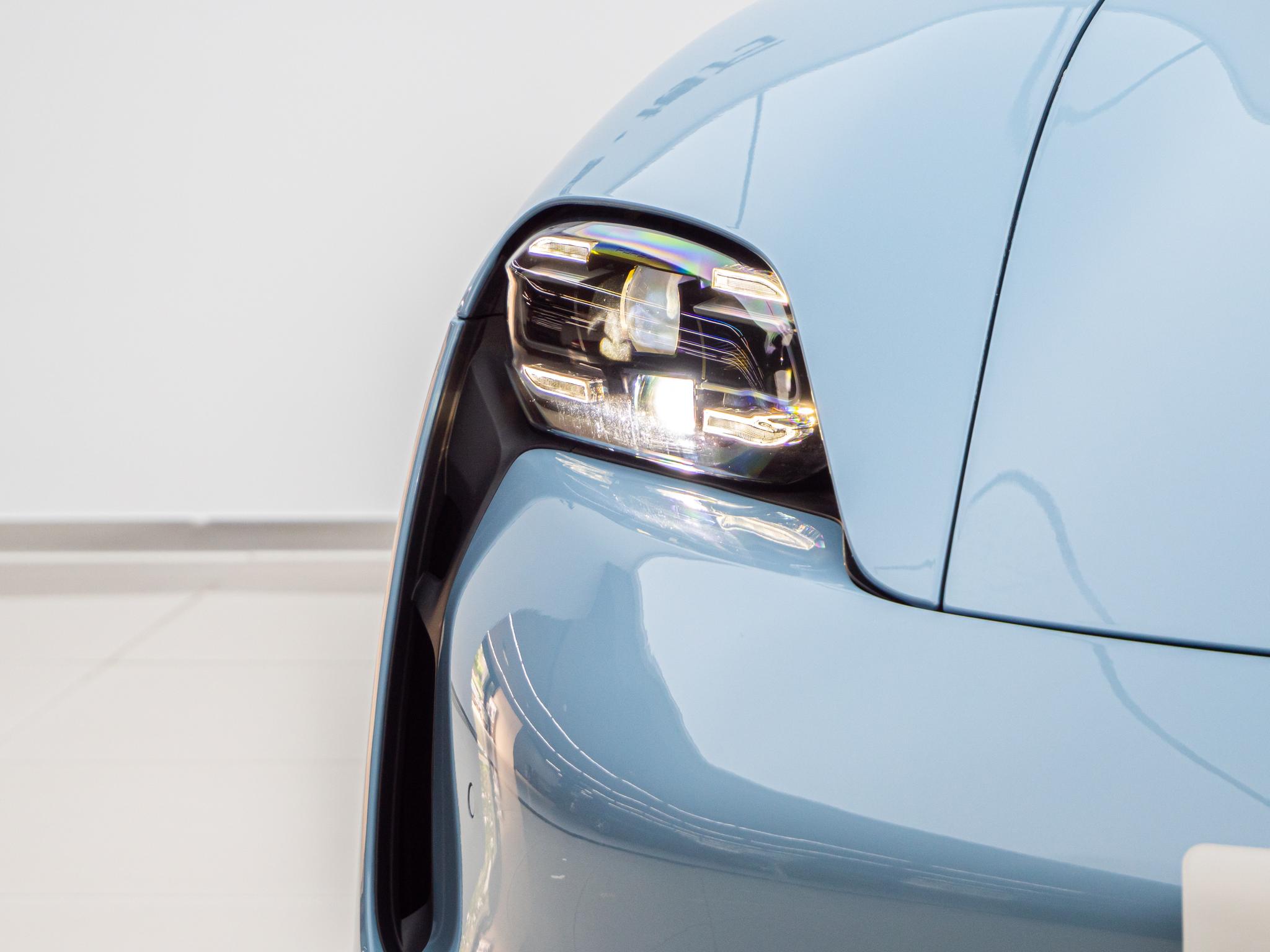 Porsche Taycan 2022 Taycan