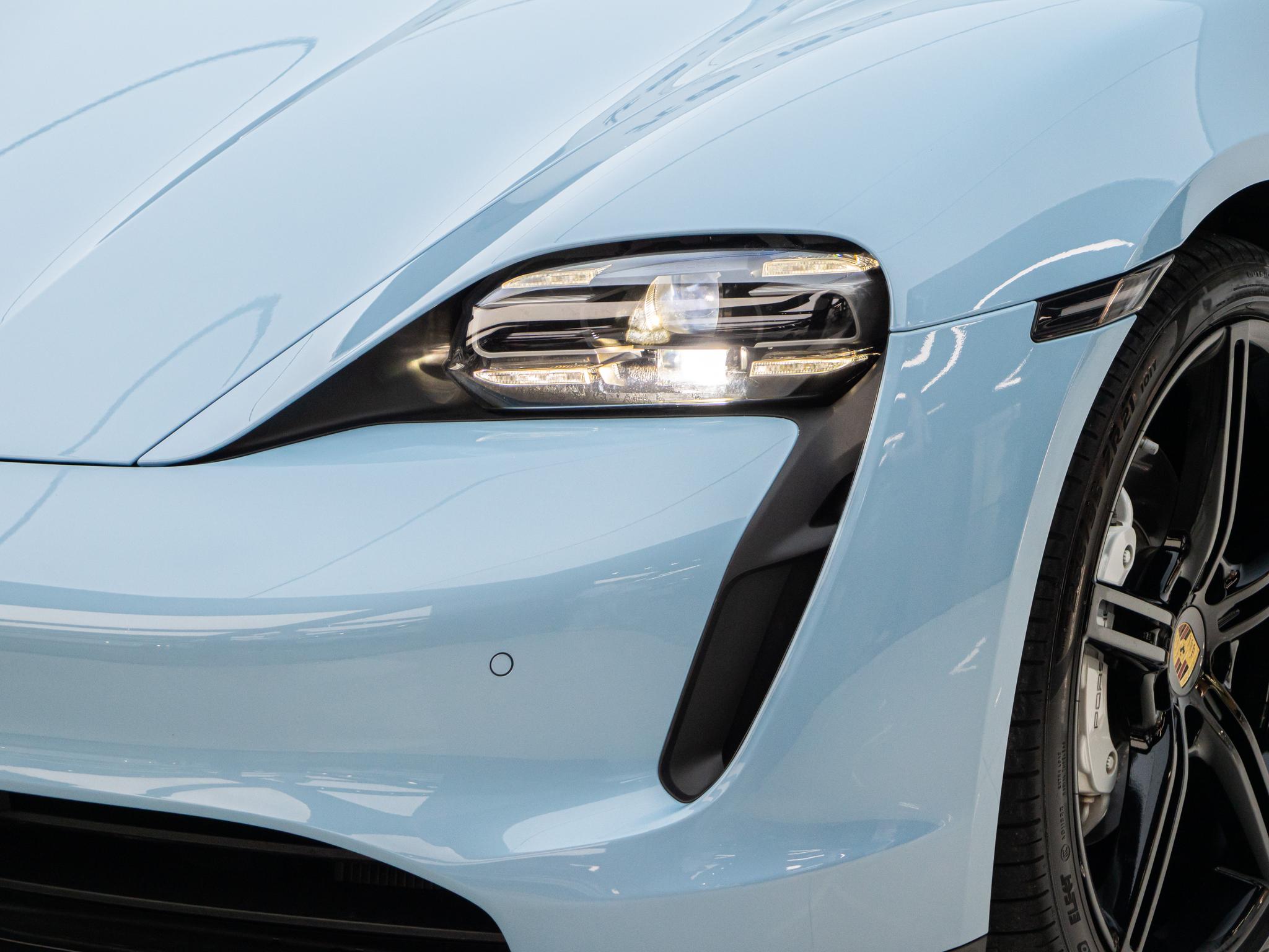 Porsche Taycan 2022 Taycan