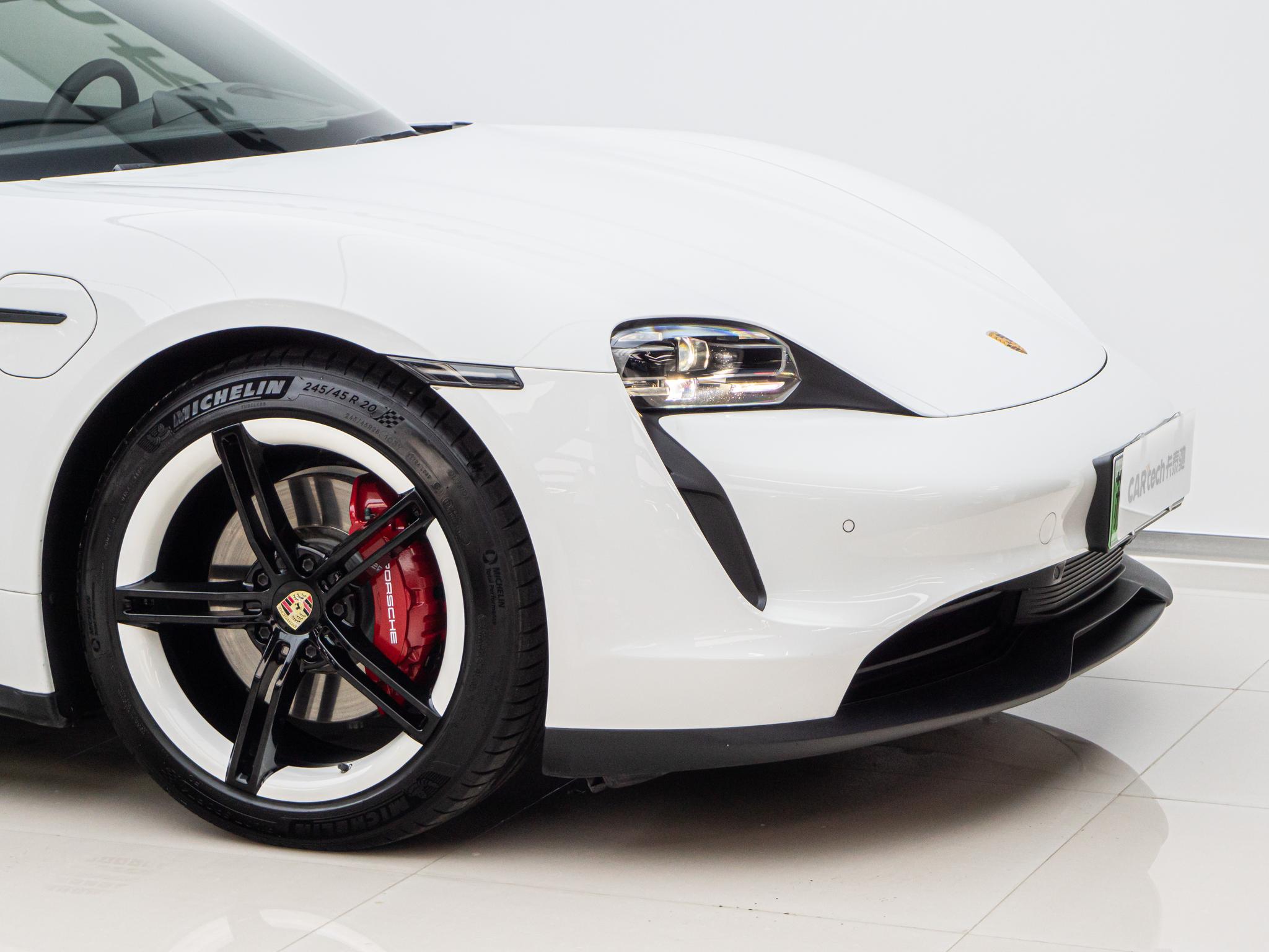 Porsche Taycan 2022 Taycan