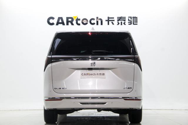 Buick GL8 2025 2.0 T — фото 5