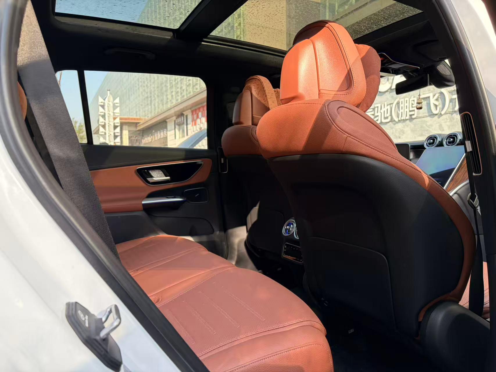 Mercedes-Benz GLC 2023 GLC 300 L 4MATIC 7 мест