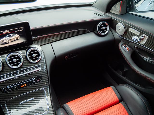 Mercedes-Benz C-Class AMG 2015 AMG C 63 — фото 12
