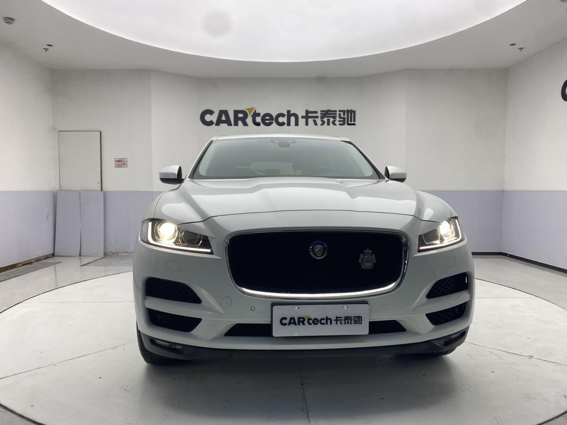 Jaguar F-Pace 2018 2.0T Premium