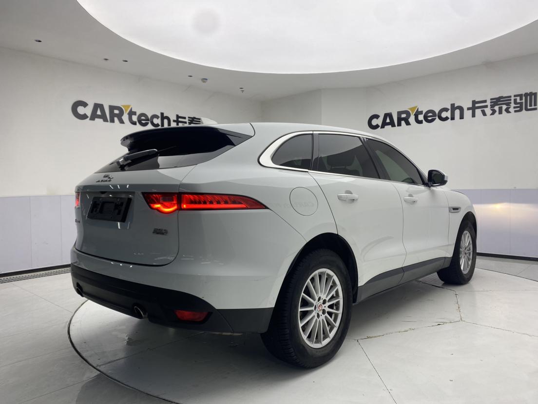 Jaguar F-Pace 2018 2.0T Premium