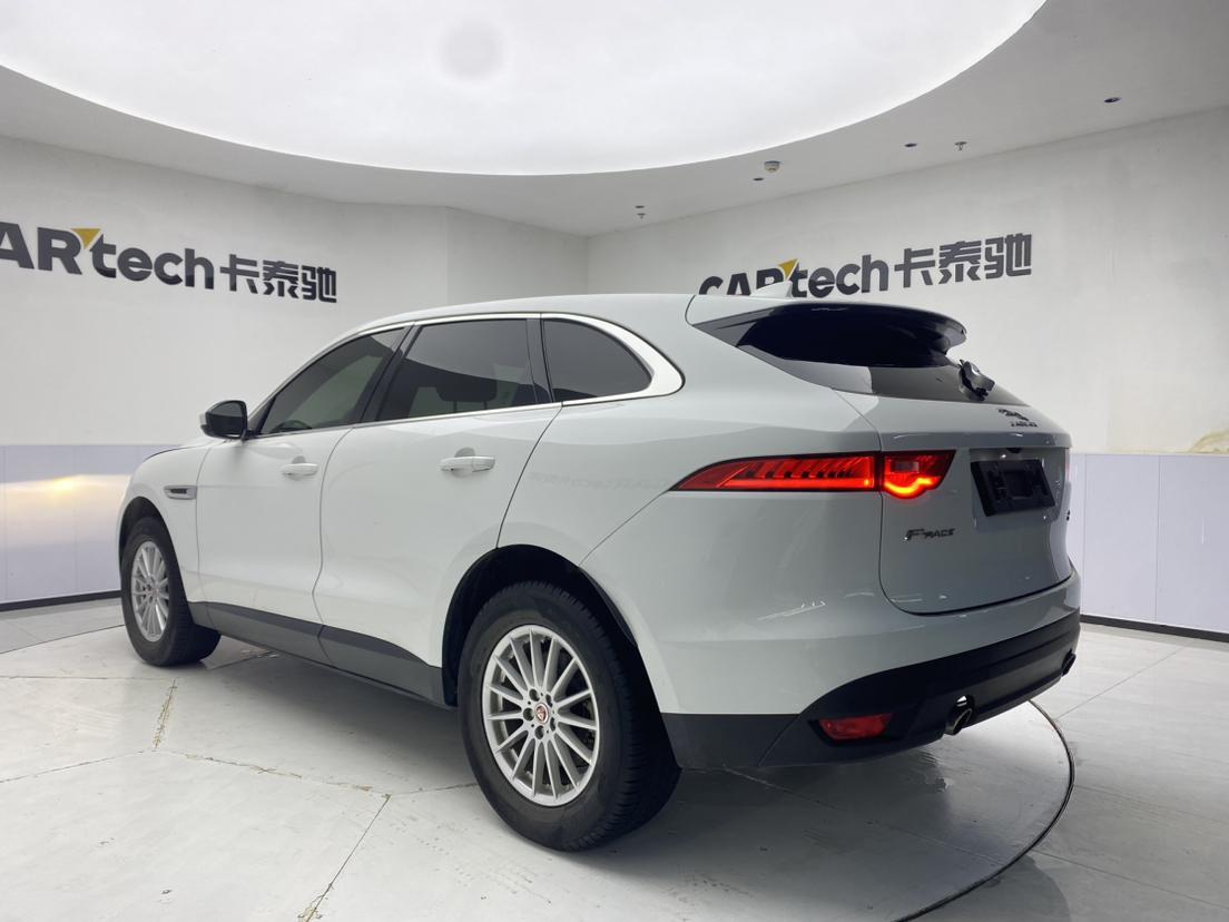 Jaguar F-Pace 2018 2.0T Premium