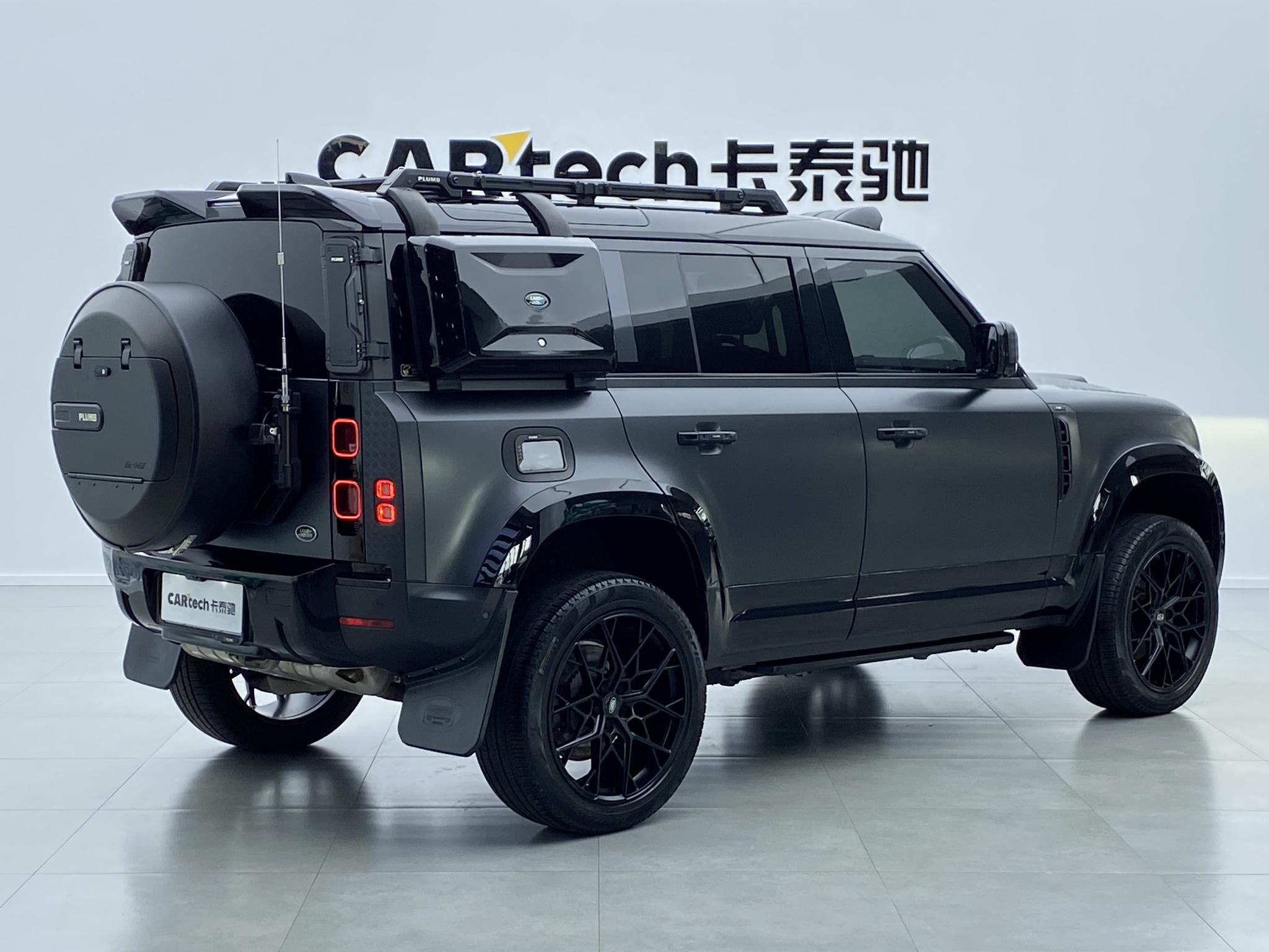 Land Rover Defender 2022 110 P400