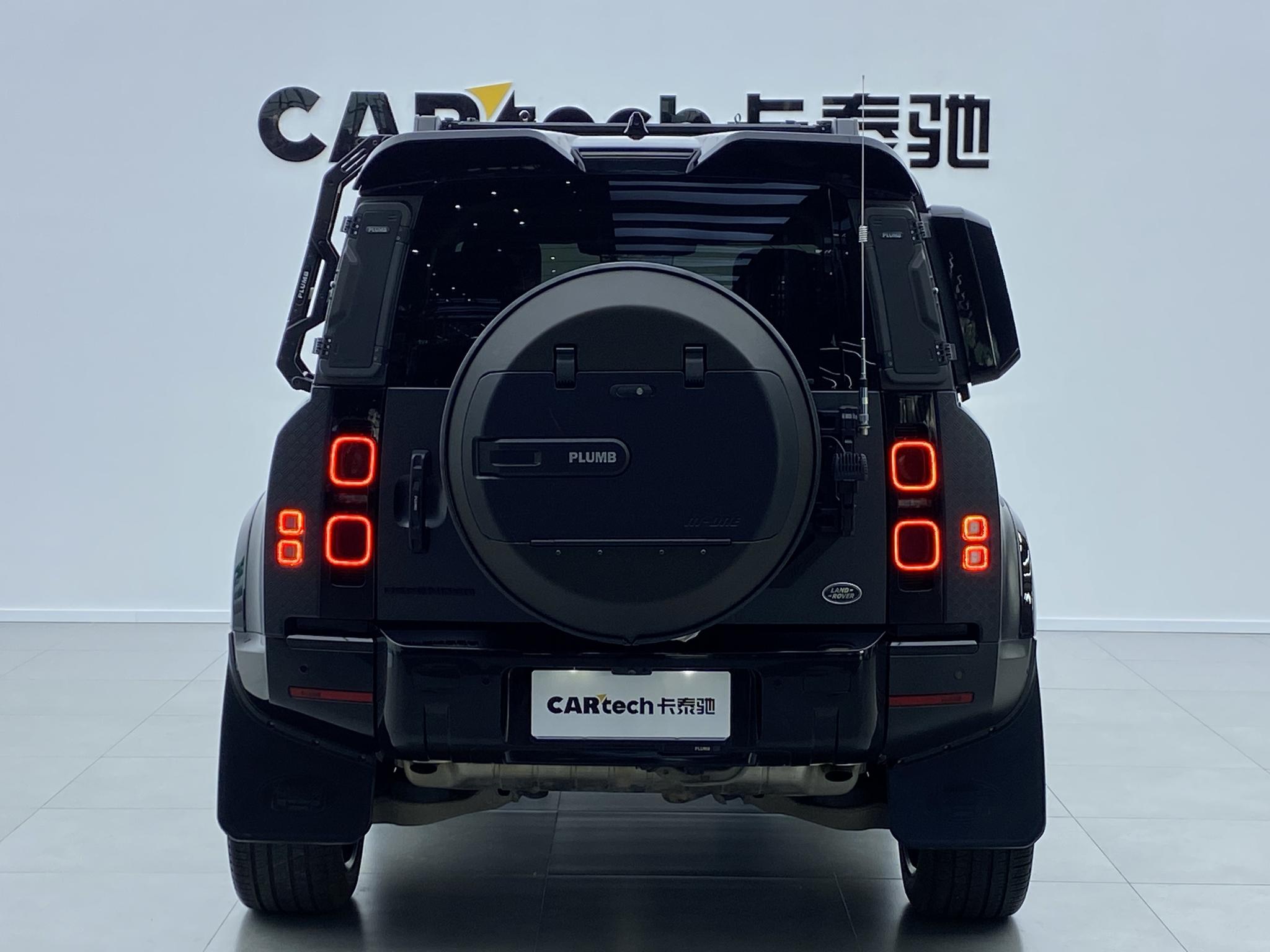 Land Rover Defender 2022 110 P400