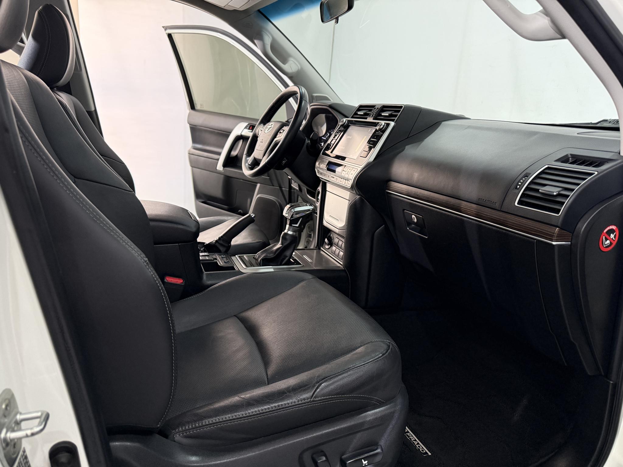 Toyota Land Cruiser Prado 2019 3.5L AT TX-L Premium