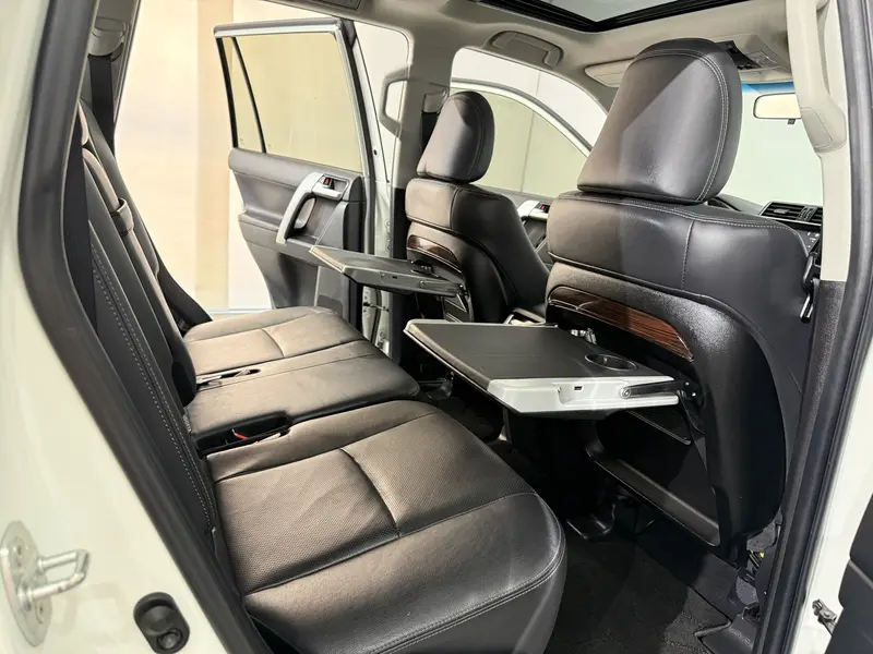 Toyota Prado — фото 15